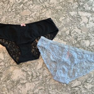 VS Pretty Panty Set - Size M